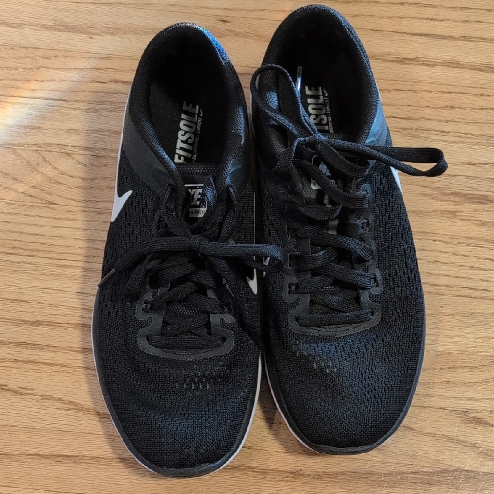 Nike Black Sneakers